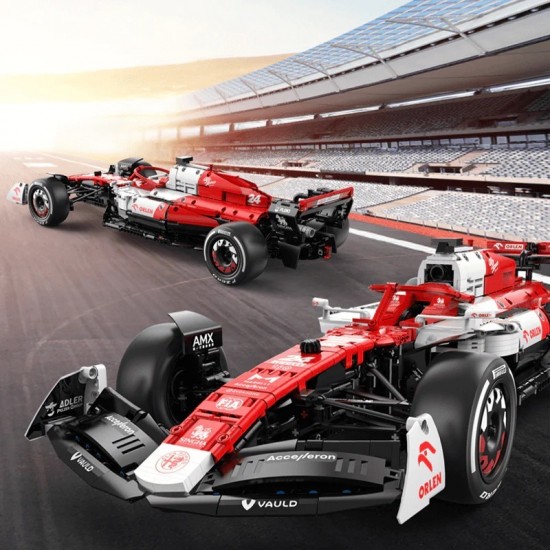 De officiele 2022 alfa romeo f1 auto  012