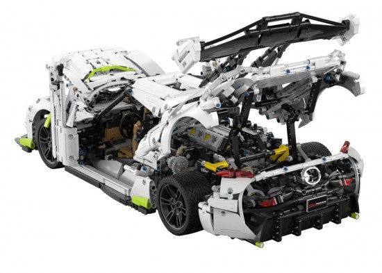 Fantasma sports car c61048w 002