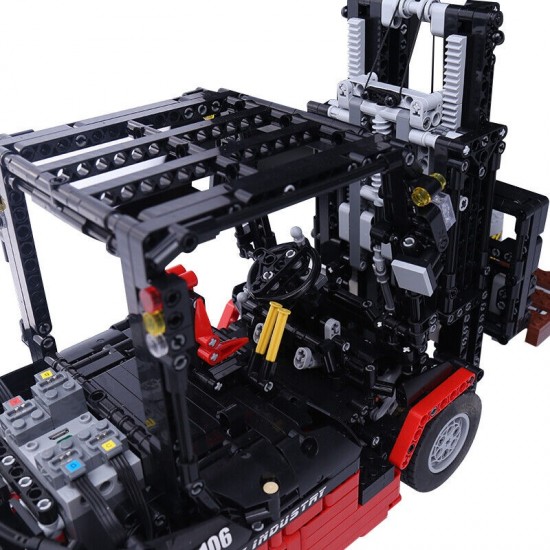 Mould king 13106 vorkheftruck 001