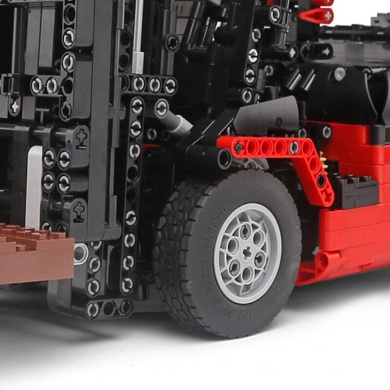 Mould king 13106 vorkheftruck 010